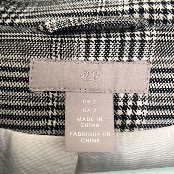 H&M Stripped Blazer - Picture 4 of 6